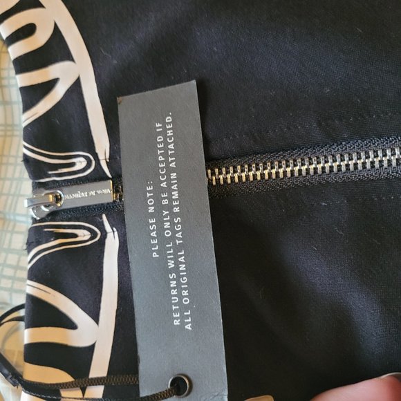 Mannered de Voir Sketch Silhouette Bodycon Dress - Picture 3 of 5